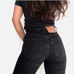 Vintage Levi's 550‎ Jeans 9 Relaxed Tapered Black Denim Mom Women 1996 USA